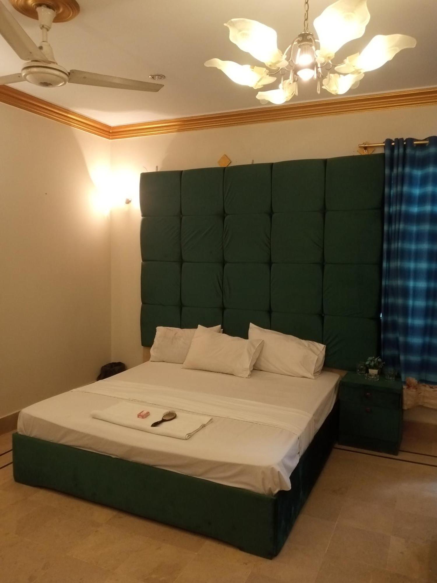 Hotel Crown Plaza, Near Karachi Airport, Darul Sehat Hospital, Dow, Agha Khan And Liaqat Hospital Exterior foto
