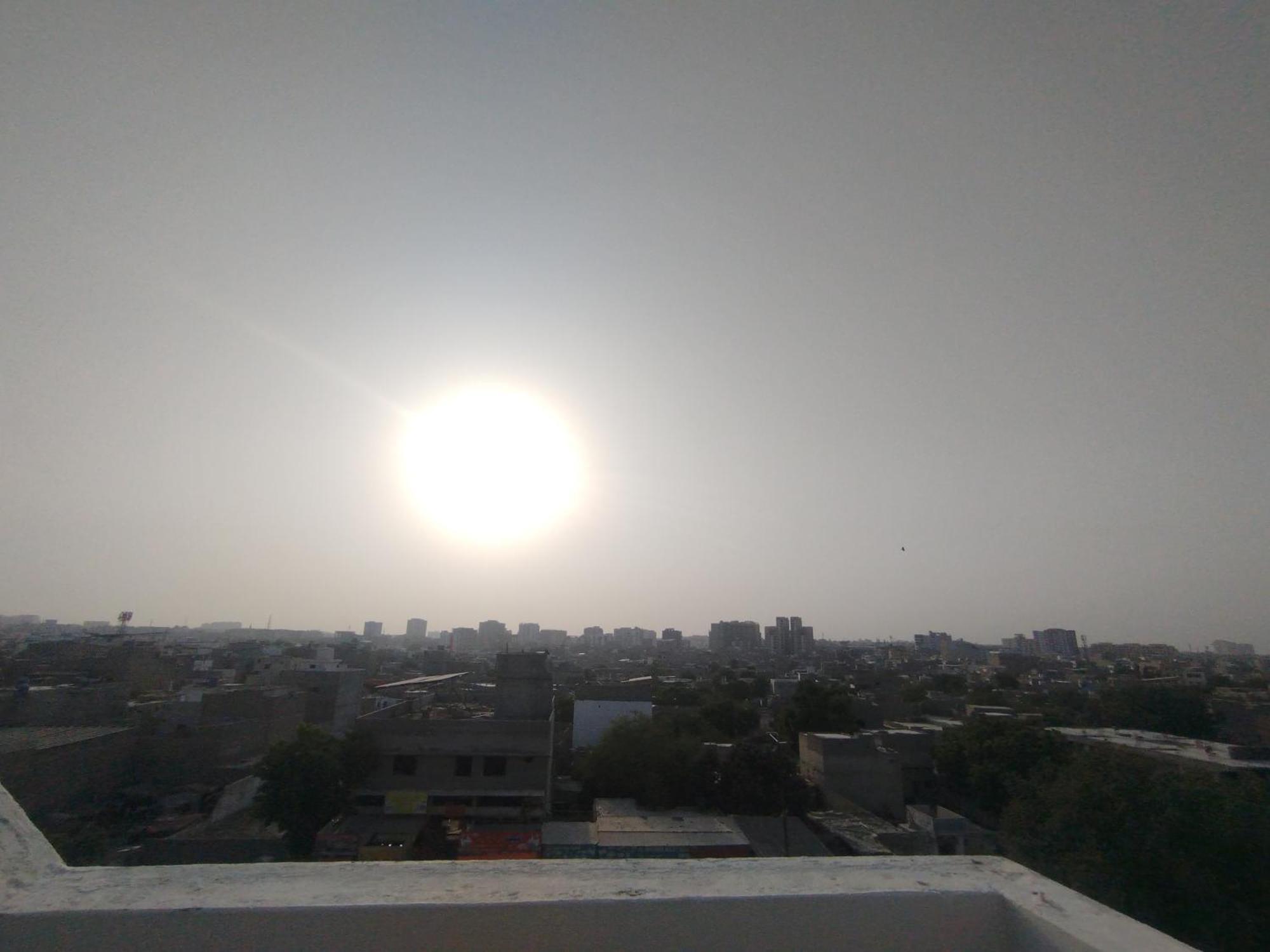Hotel Crown Plaza, Near Karachi Airport, Darul Sehat Hospital, Dow, Agha Khan And Liaqat Hospital Exterior foto