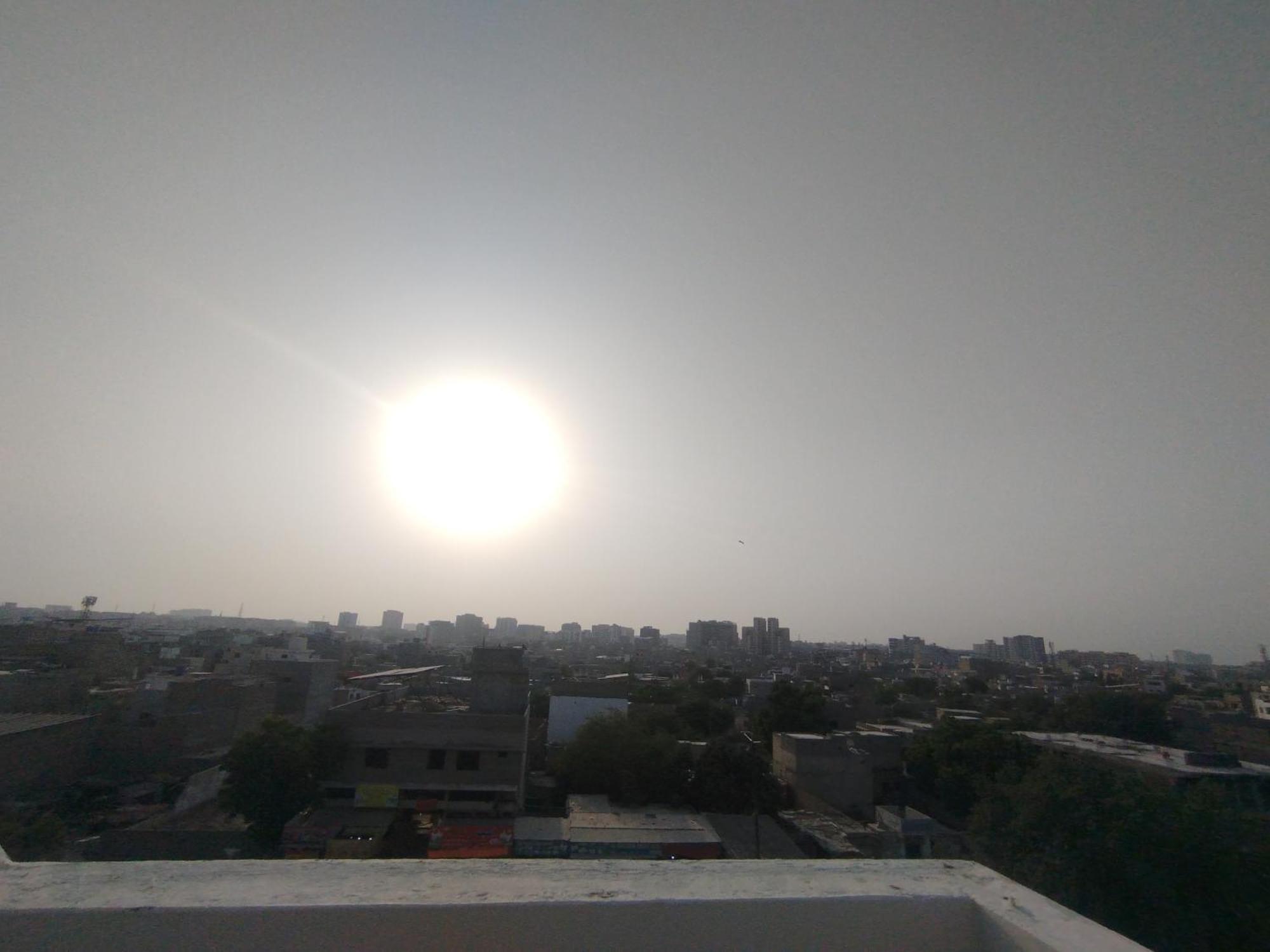Hotel Crown Plaza, Near Karachi Airport, Darul Sehat Hospital, Dow, Agha Khan And Liaqat Hospital Exterior foto